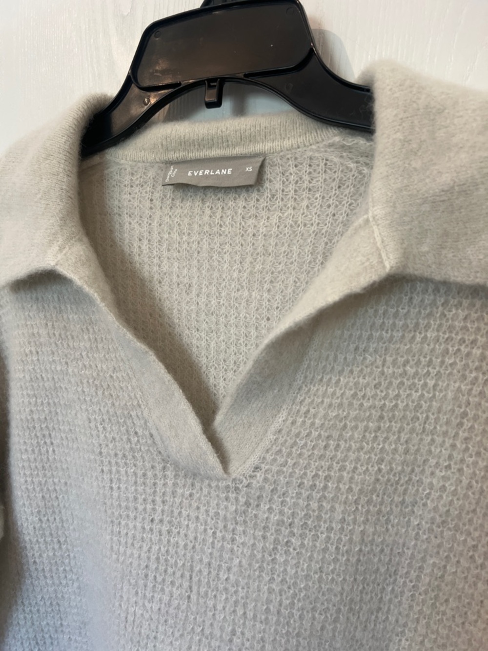 Everlane The Alpaca Waffle-Stitch Cropped Polo Sweater in Almond - Picture 5 of 8